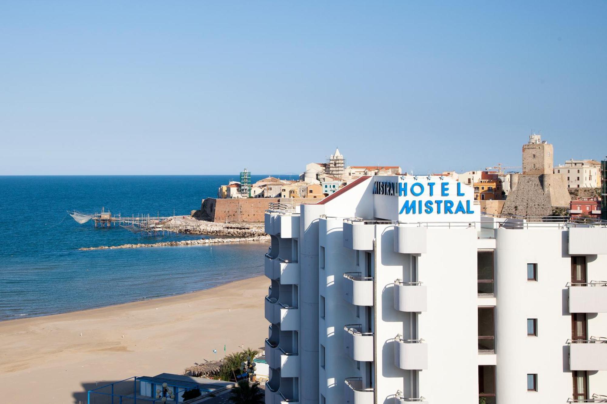 Hotel Mistral Termoli Εξωτερικό φωτογραφία